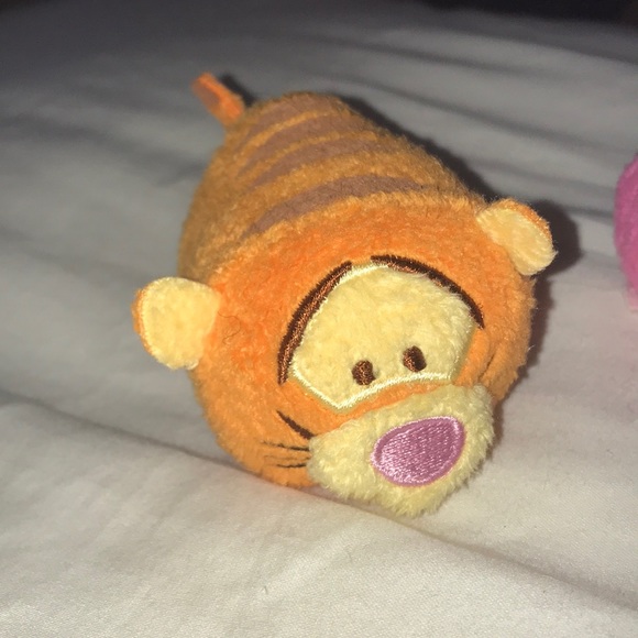 Tsum Tsum ❤️ - Picture 3 of 5